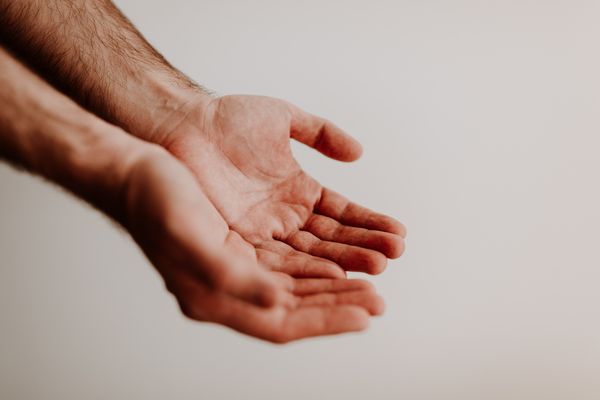 kein ausschlag mehr Heidelbergers Kräuterpulver Ausschlag Haut Hand