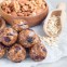 Rezept: Früchte-Tsampa-Energiekugeln Rezept: Früchte-Tsampa-Energiekugeln